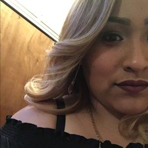 Meet your Posher, Veronica